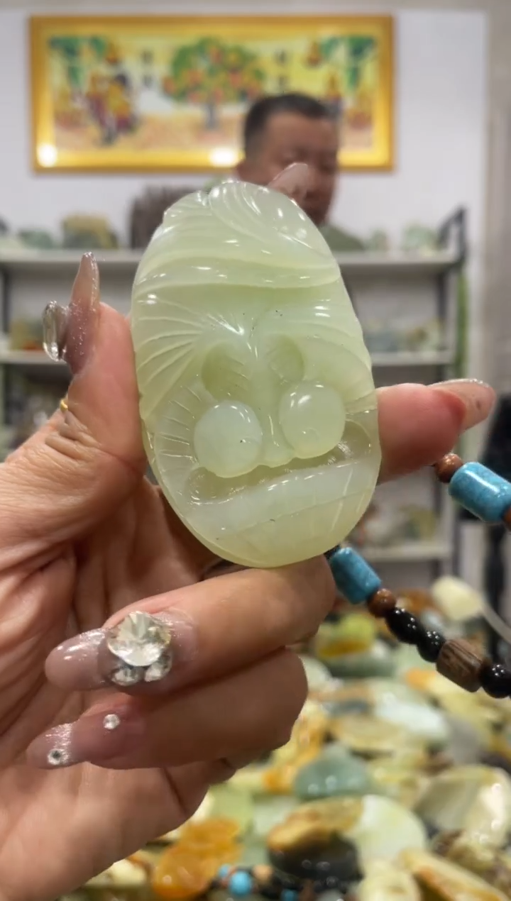 【闪购商品】岫玉手把未镶嵌             