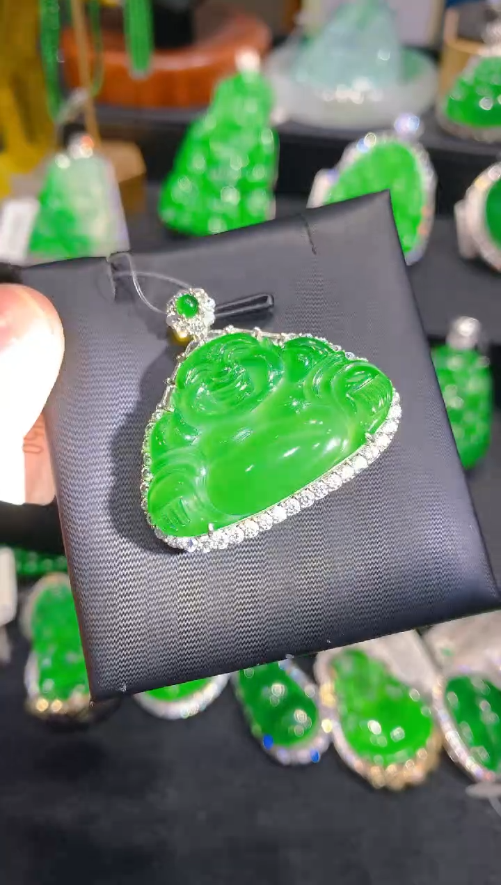 【闪购商品】翡翠颈饰银S925镶嵌41一季