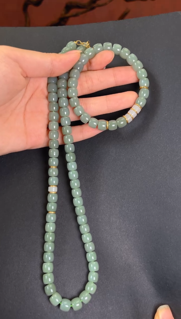 套链18K金镶嵌和田玉白*瓷白手串项链一套