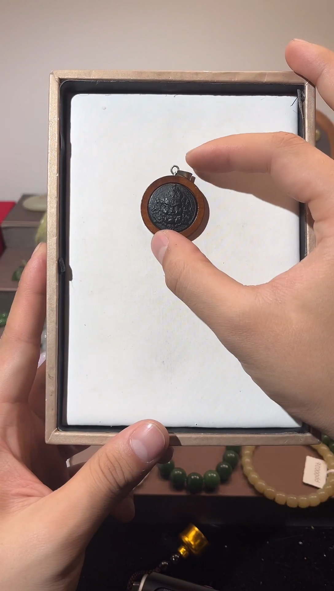 未镶嵌和田玉挂件黄财神吊坠