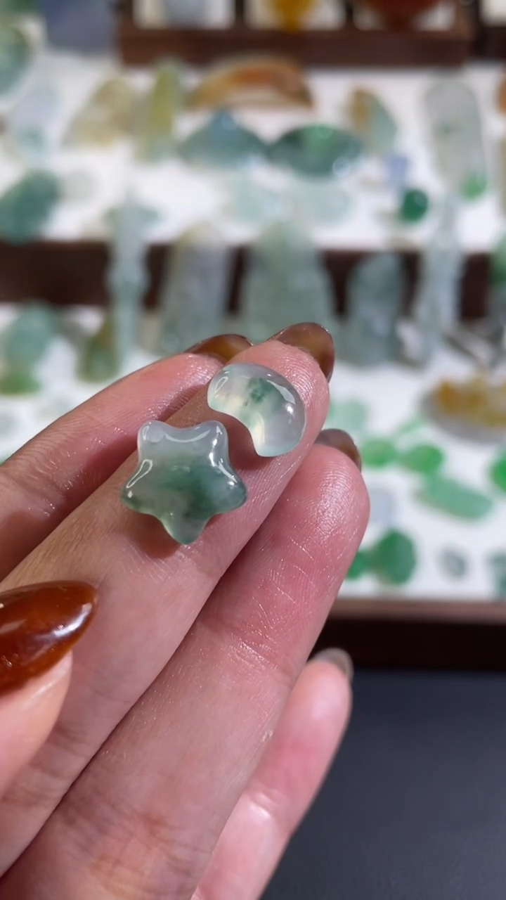 【闪购商品】定制翡翠未镶嵌星星月亮300