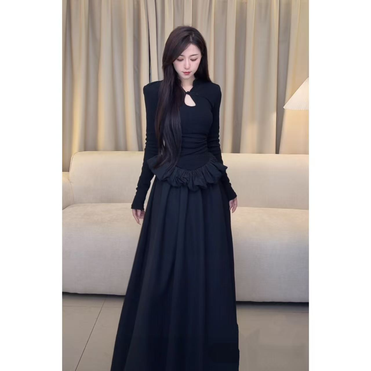  极简新中式长袖盘扣黑色长款蓬蓬裙