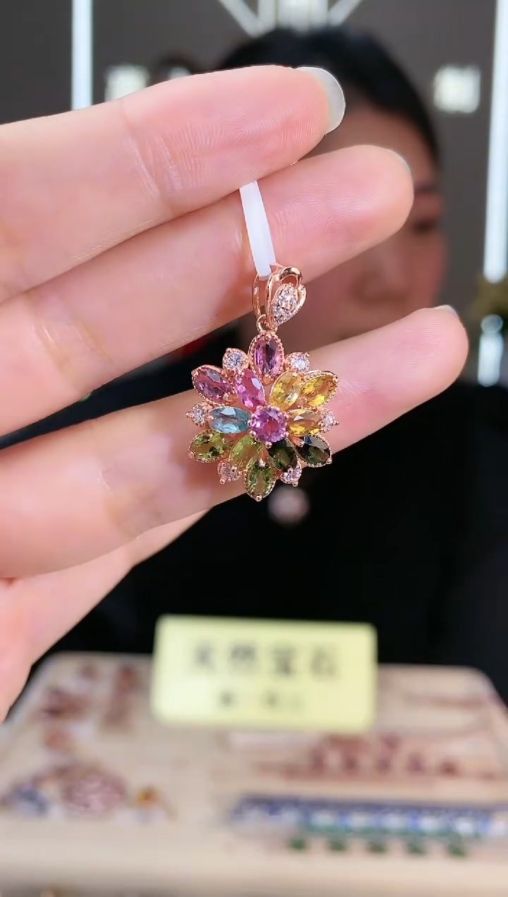 【闪购商品】碧玺颈饰银S925镶嵌颈饰