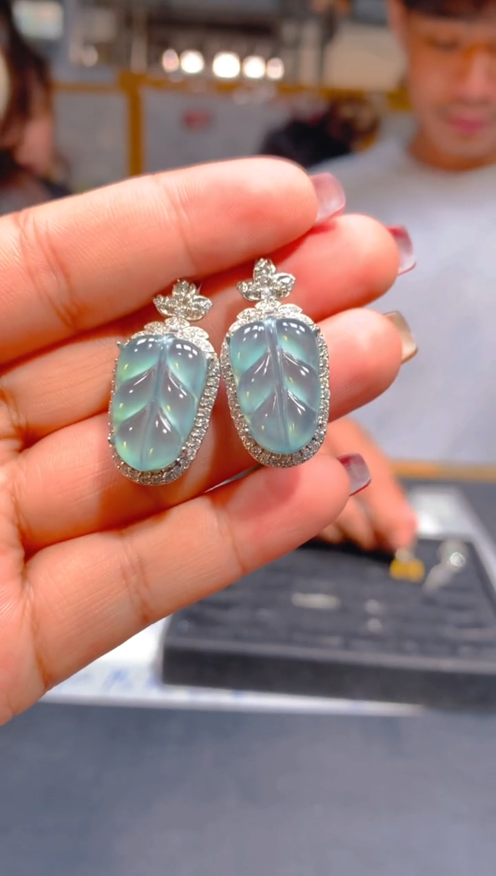 【闪购商品】定制翡翠未镶嵌24定制翡翠-多样性发货（发其一）