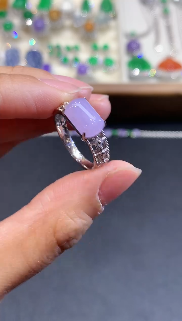 【闪购商品】翡翠戒指18K金镶嵌1036  