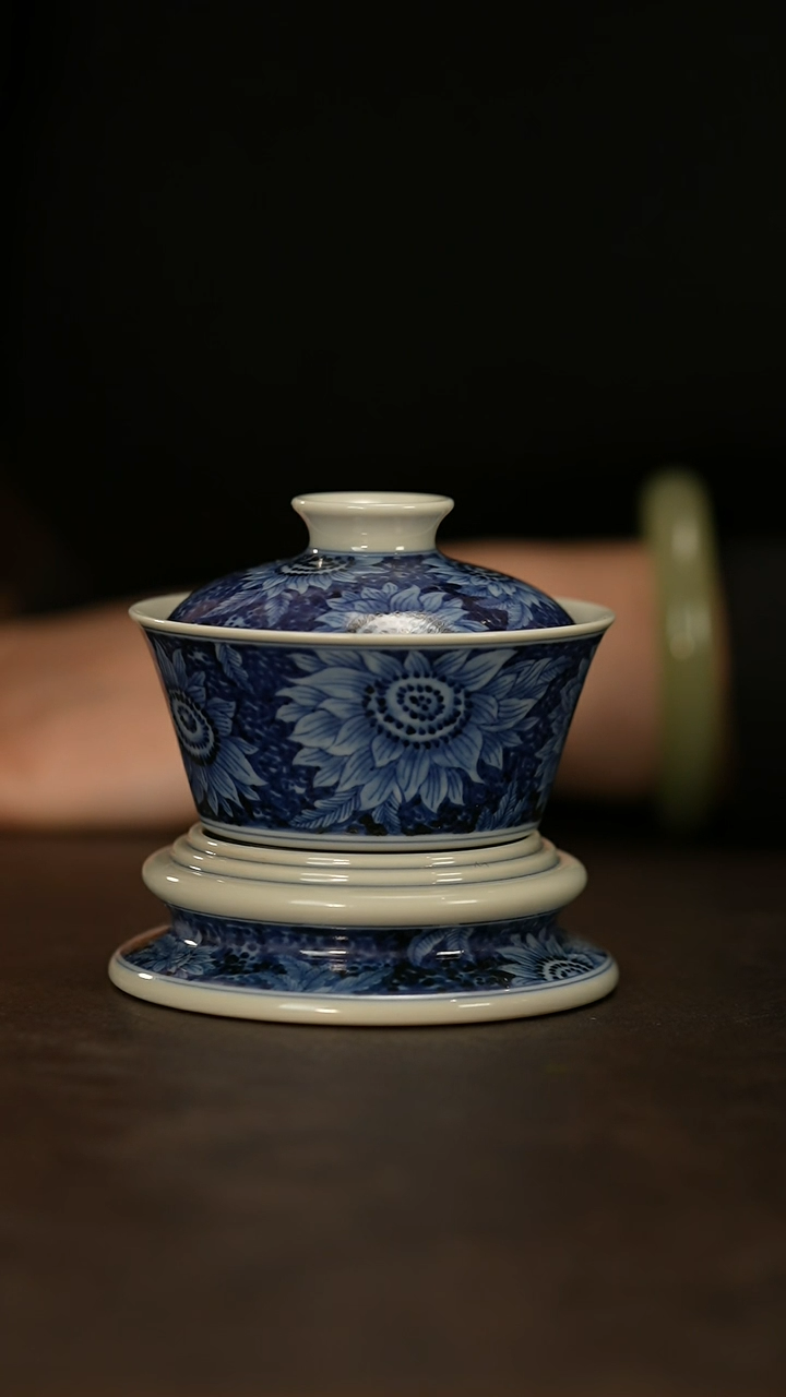 【闪购商品】瓷片春生              