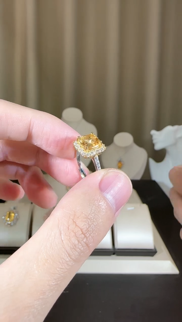 【闪购商品】黄晶戒指银S925镶嵌7mm时尚