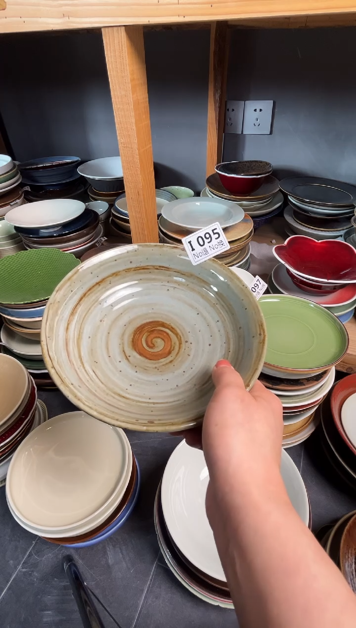 瓷片童*?i095陶泥蓝麻点盘