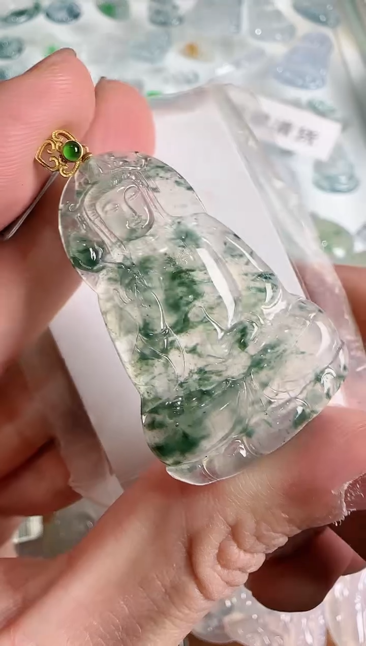 【闪购商品】翡翠吊坠(不含链)18K金镶嵌··