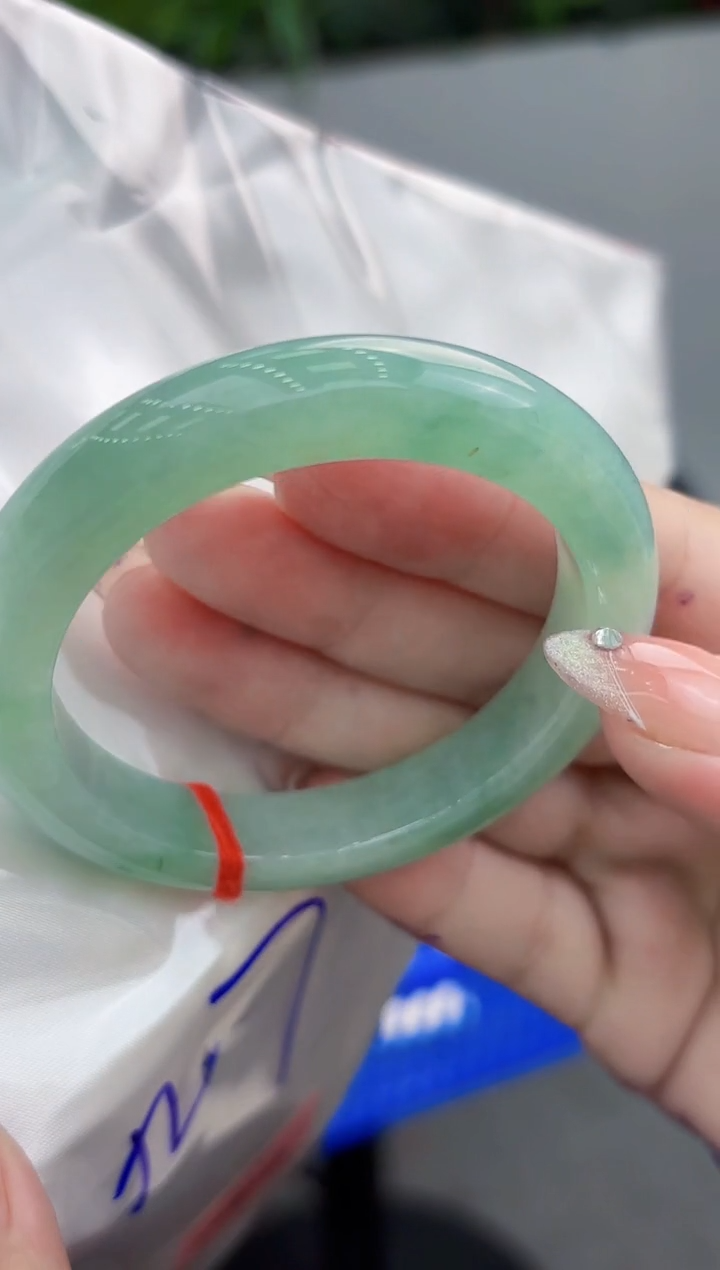 【闪购商品】翡翠手镯未镶嵌翡翠手镯