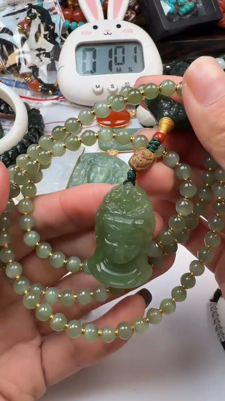 颈饰未镶嵌和田玉（糖玉）108