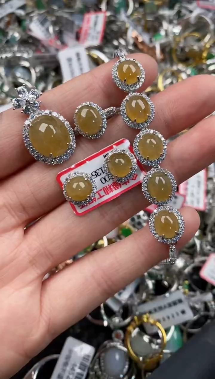 银S925镶嵌戒指翡翠555                   1