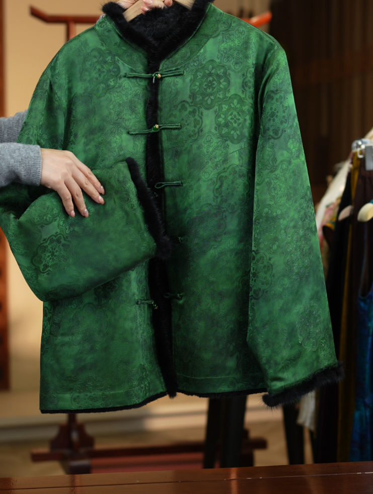 吟茶乐<<非遗美学>>2383国风复古立领盘扣织花外套