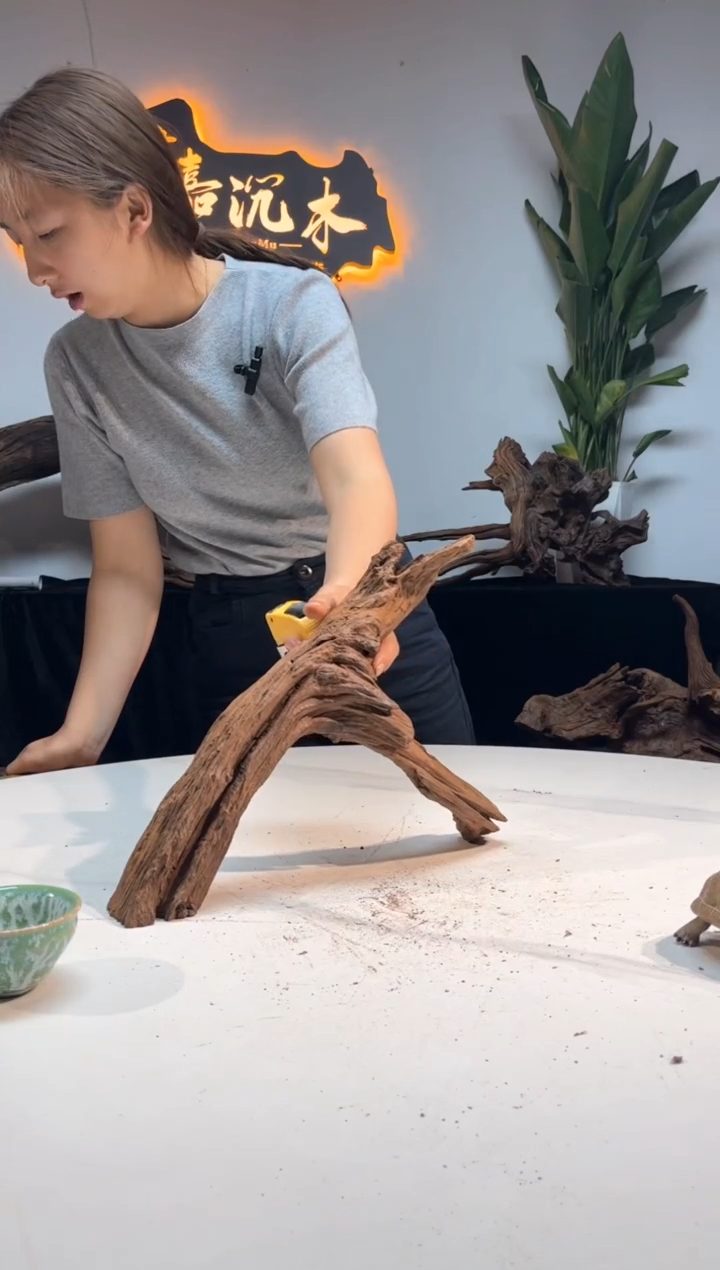 【闪购商品】柚木木雕一物一拍56