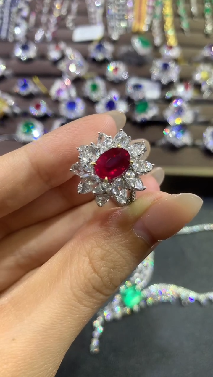 【闪购商品】红宝石戒指18K金镶嵌a470         