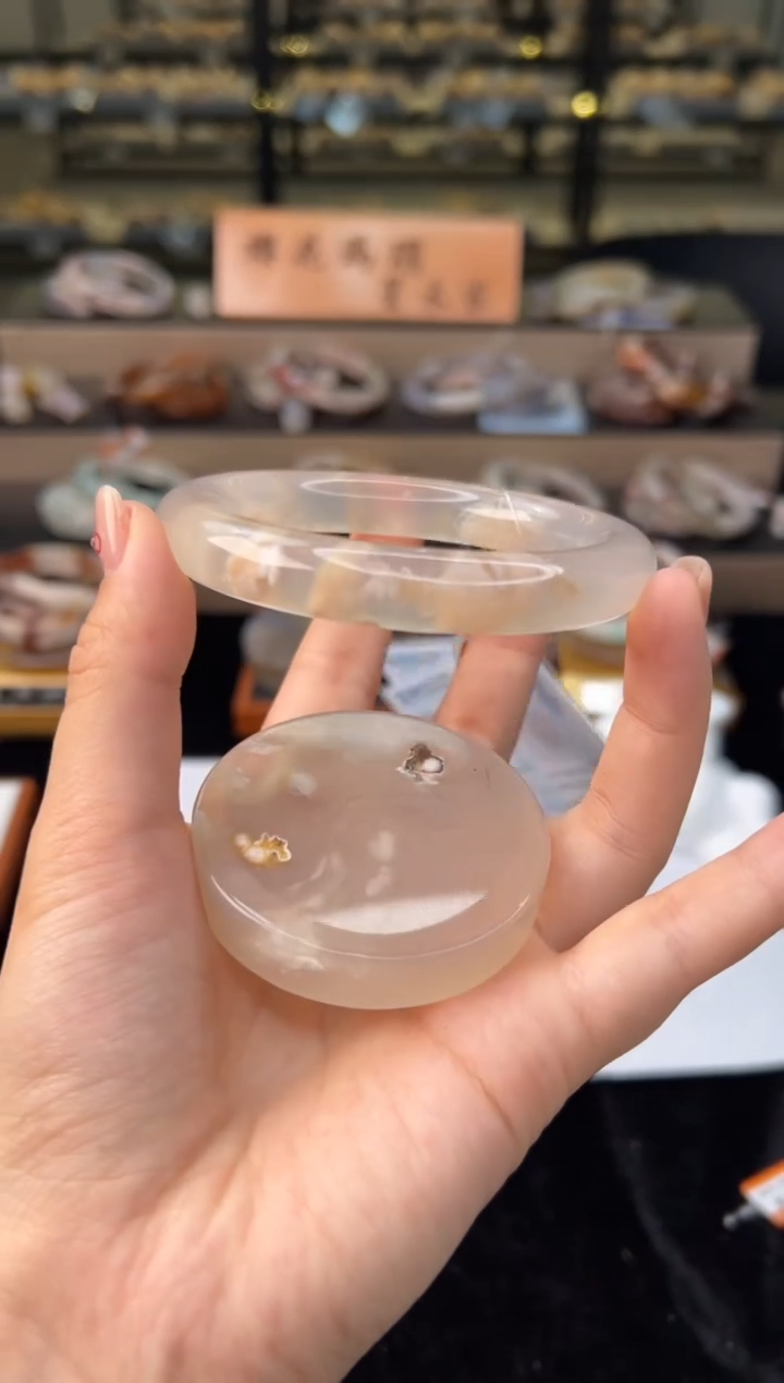 石英质玉未镶嵌手镯60圈口（赠送镯心）61431