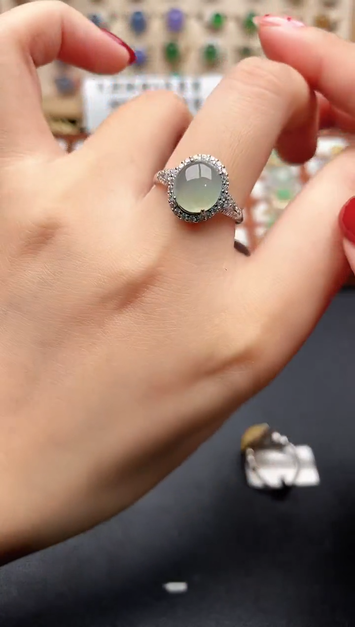 银S925镶嵌戒指翡翠一物一证一礼盒