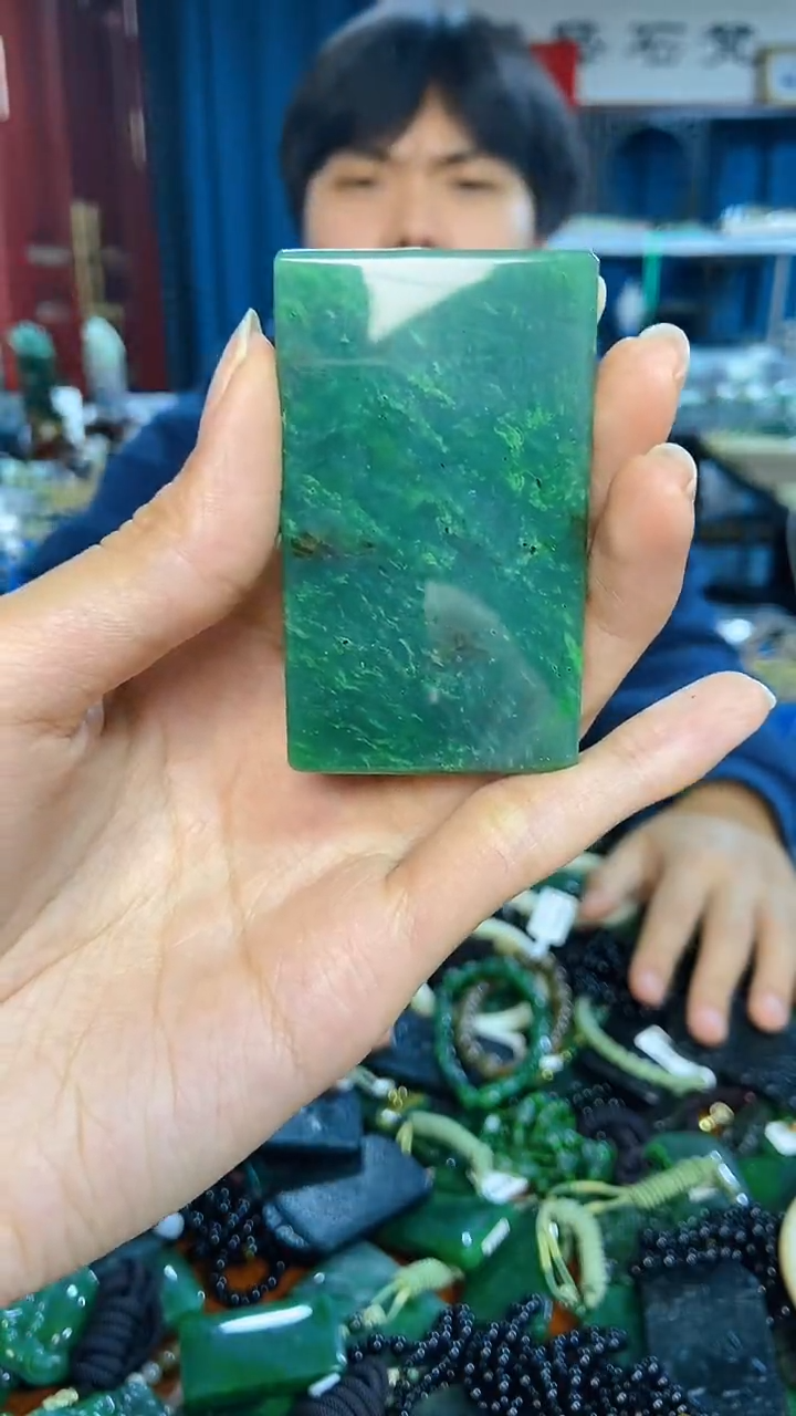 未镶嵌和田玉挂件1