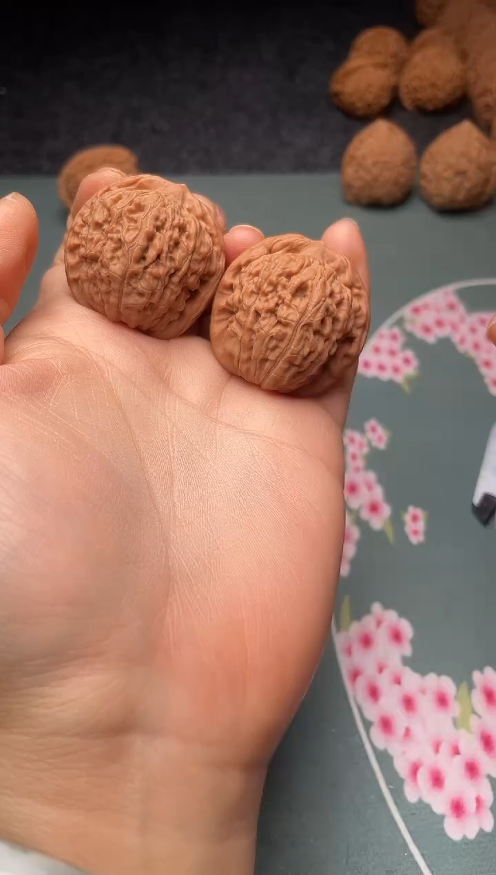 把件文玩核桃w70  莲花 35尺