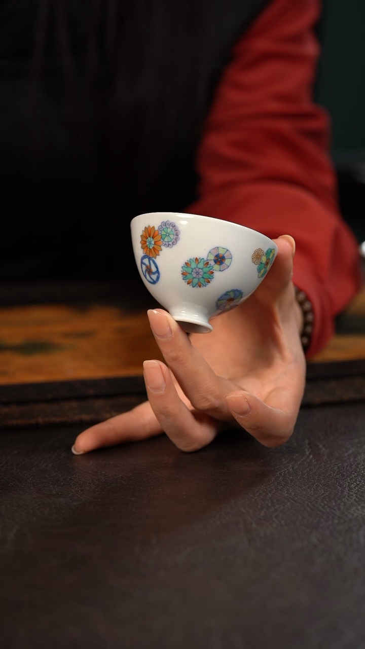 【闪购商品】杯云霞珍藏斗彩皮球花小鸡心杯