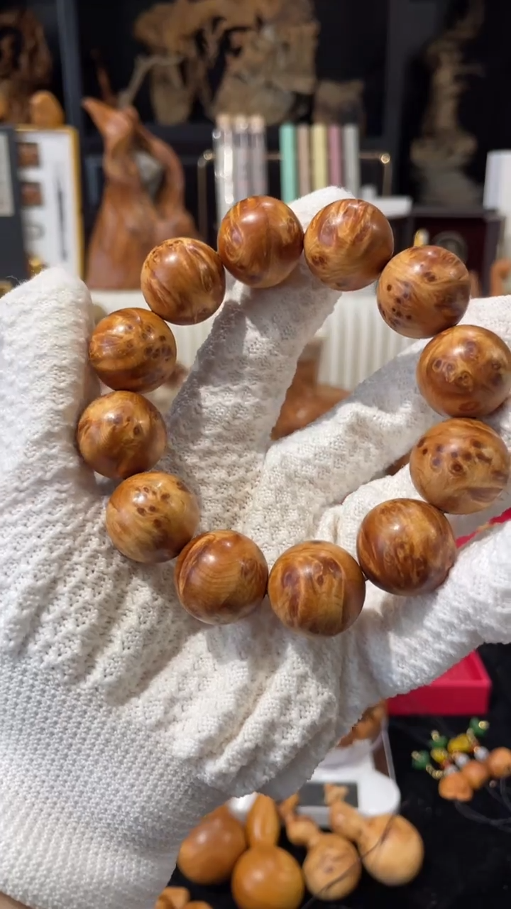 崖柏性价比之王-2.0榴花火焰太行崖柏陈化料