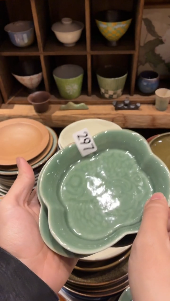 瓷片呼*娃297绿色手工海棠盘2个