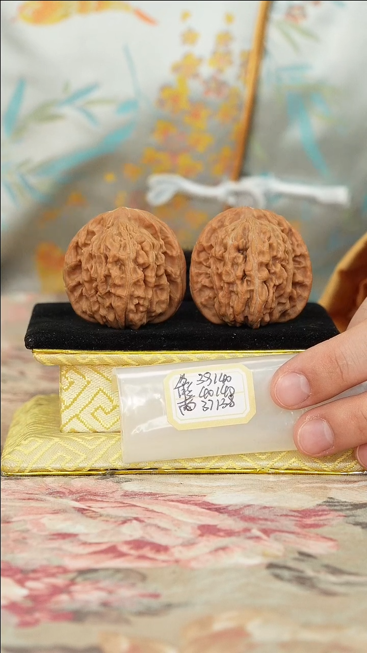 文玩核桃把件平谷四座楼