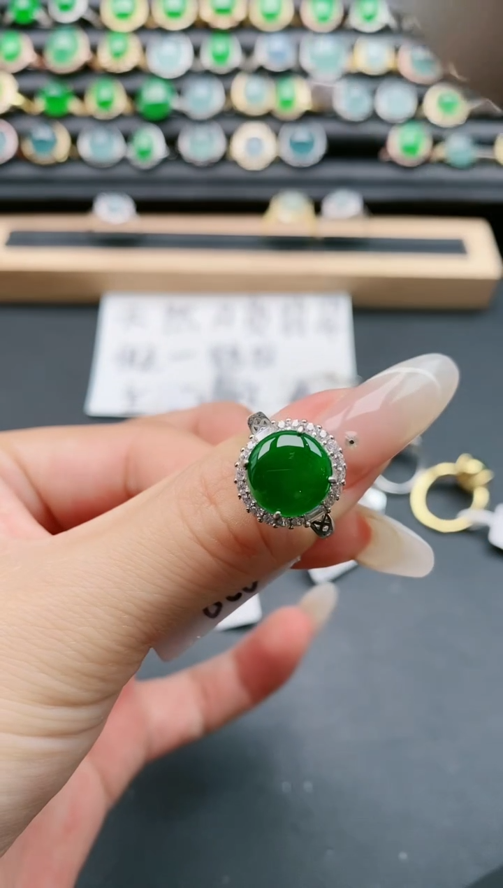 【闪购商品】翡翠戒指银S925镶嵌111111
