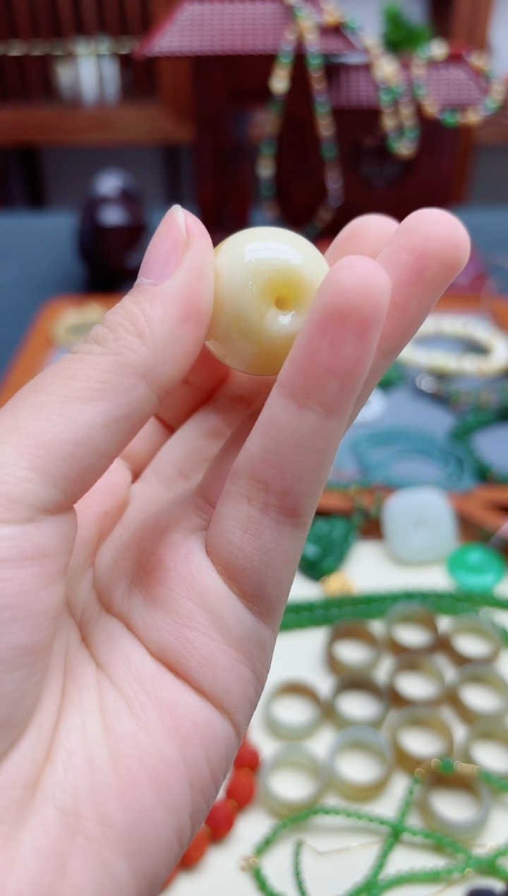 未镶嵌颈饰琥珀蜜蜡吊坠*1 YN编绳