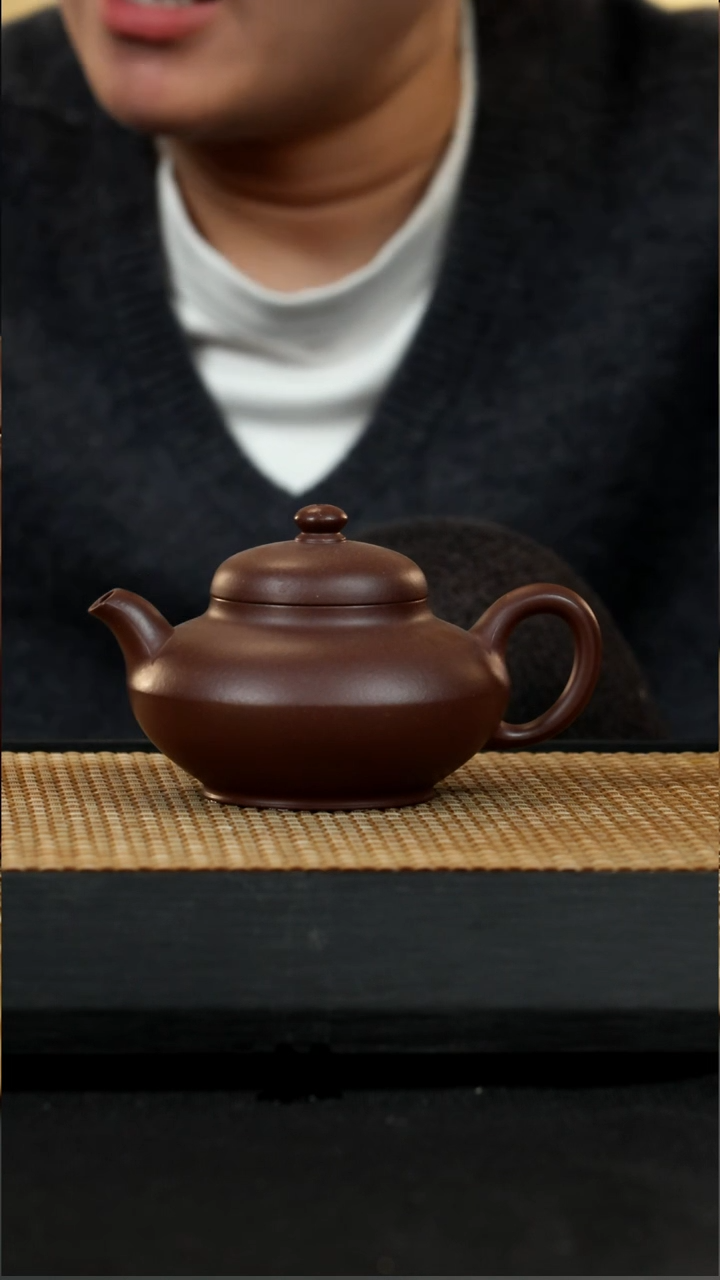 宜兴紫砂茶壶128