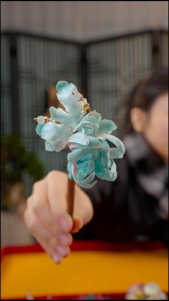 刺绣非遗绒花苏绣饰品