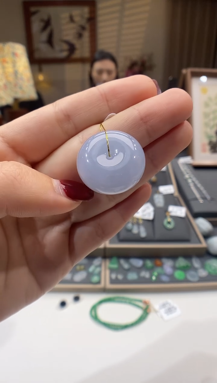 【闪购商品】翡翠颈饰未镶嵌平安扣