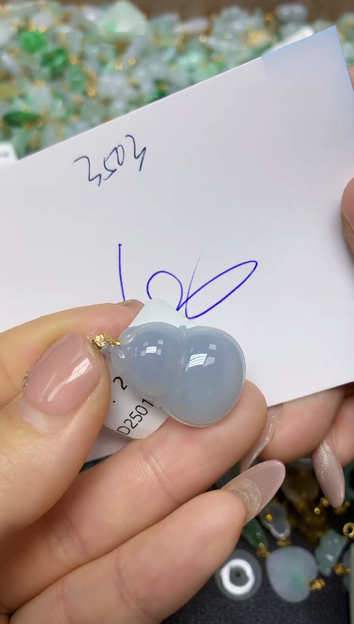 【闪购商品】翡翠挂件18K金镶嵌 天然翡翠A货