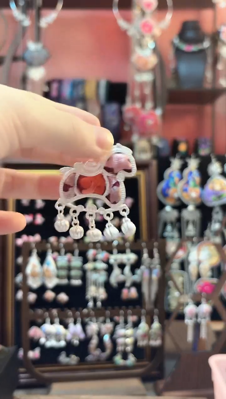 织绣云织谣民族风精美饰品   60