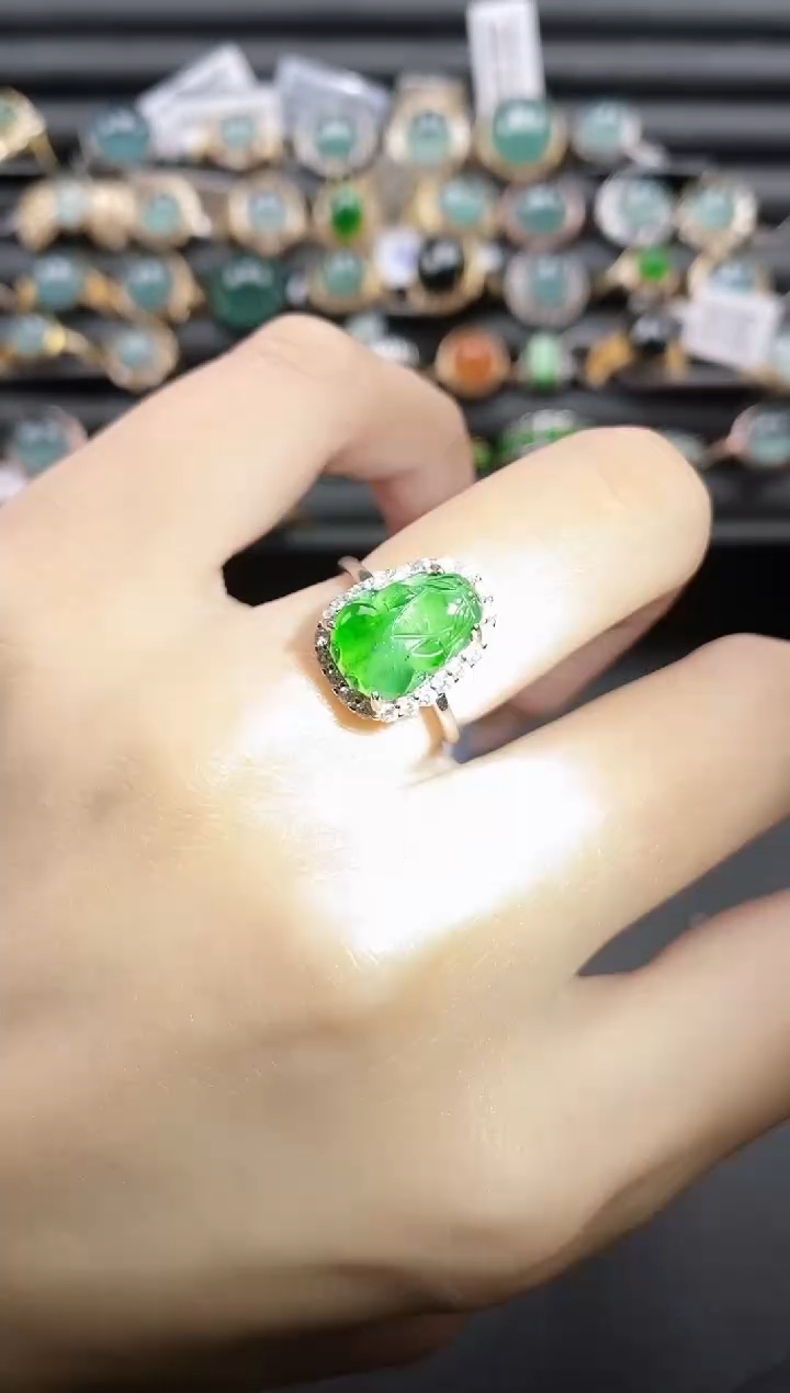 【闪购商品】翡翠戒指银S925镶嵌1111