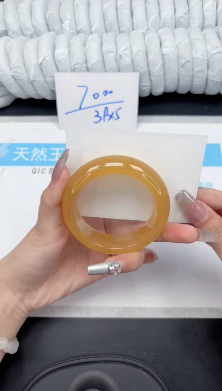 【闪购商品】石英质玉手镯未镶嵌94-60.2