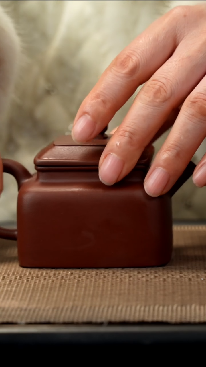 紫砂茶盏紫泥四方德钟170CC