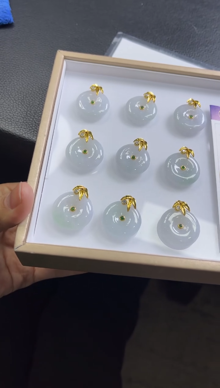 【闪购商品】翡翠颈饰未镶嵌V38/多样性发一件/配绳子