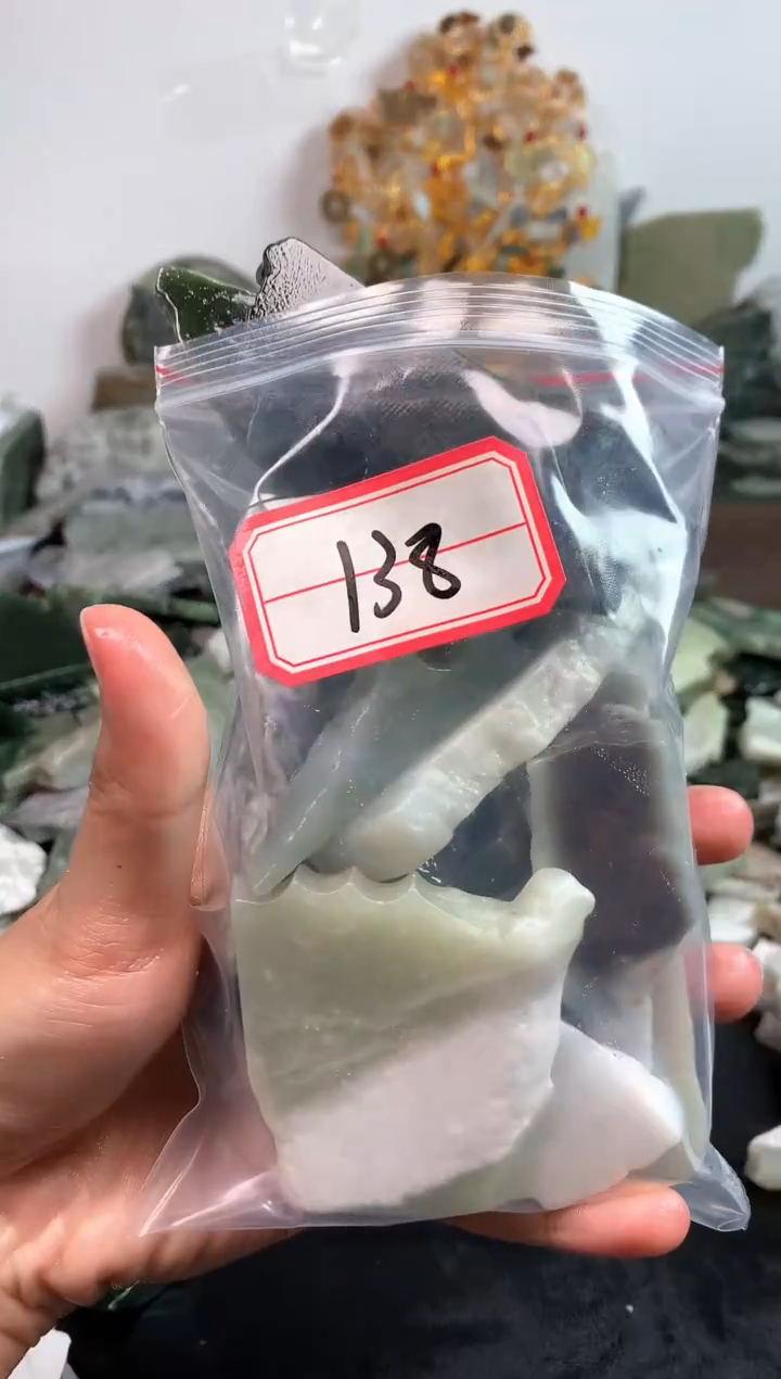 未镶嵌和田玉摆件138