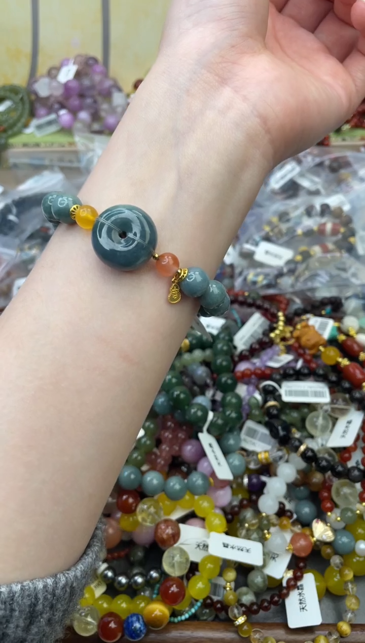 未镶嵌翡翠手饰424