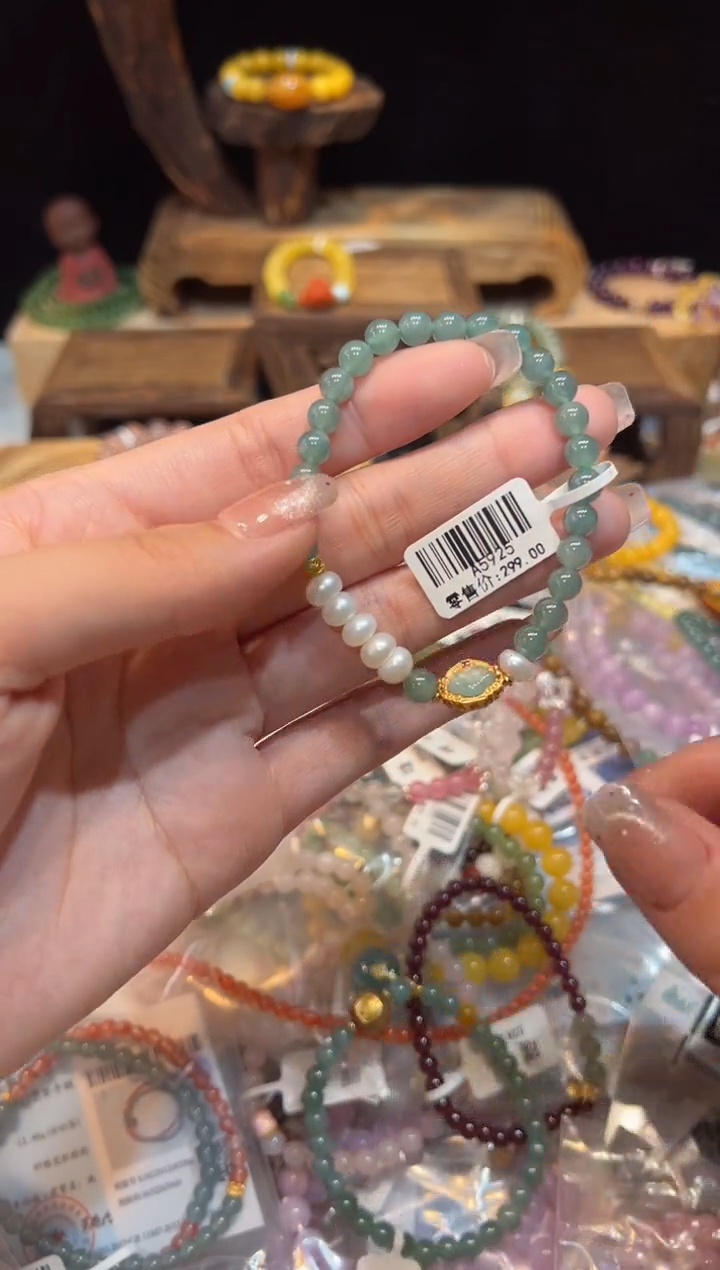 【闪购商品】翡翠手饰未镶嵌手饰@@A5925