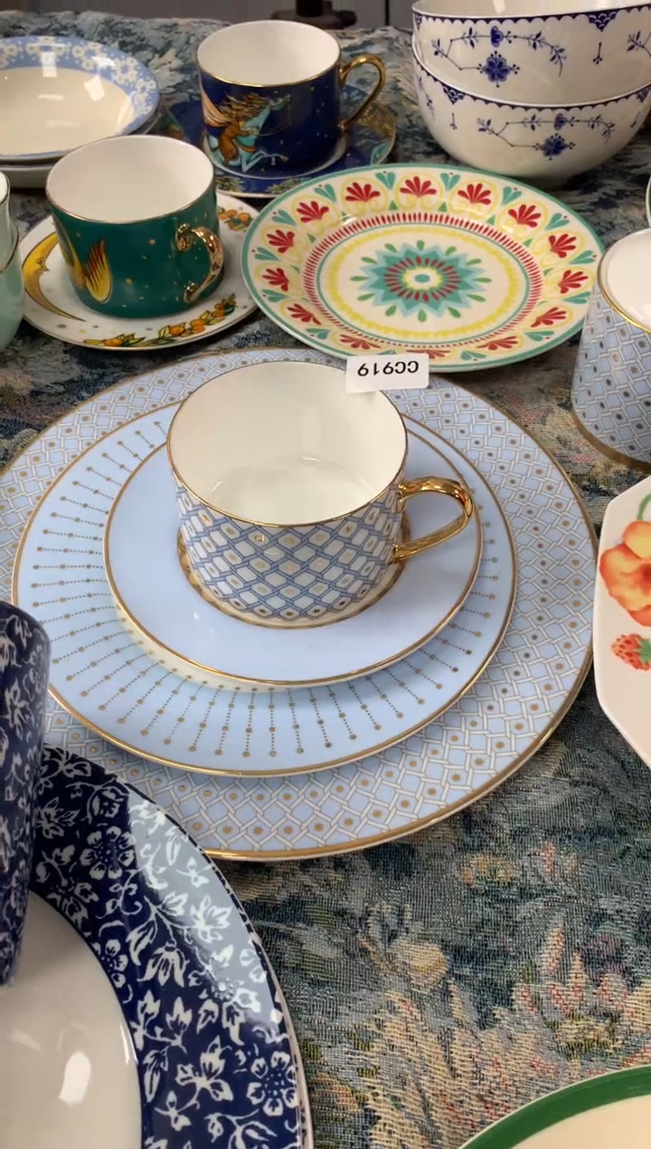 【闪购商品】瓷片陶瓷原单CC920餐具四件套*4