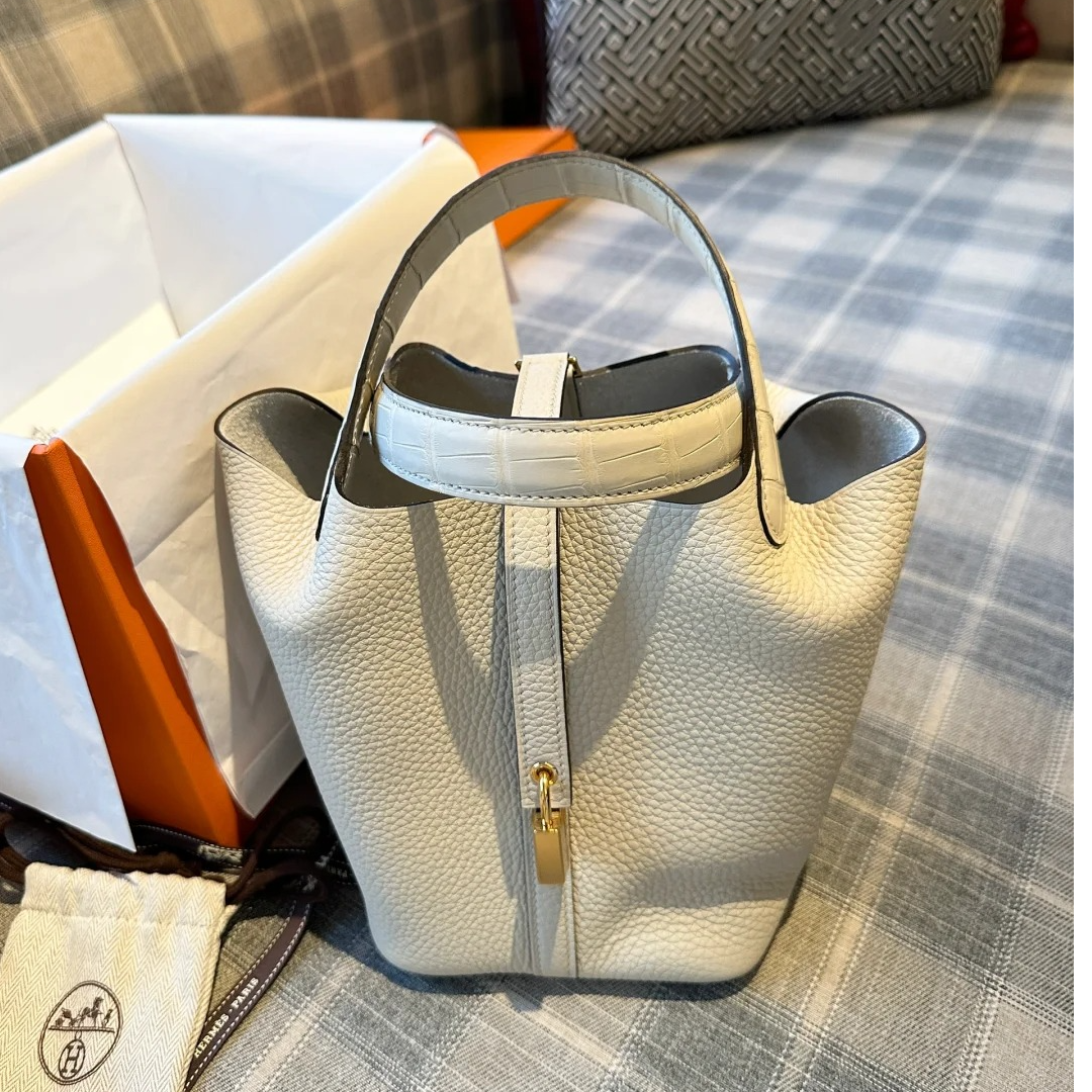 99新 Hermes/爱马仕 小花Jerry菜篮子 18 Touch 冰川白 B刻 金扣 