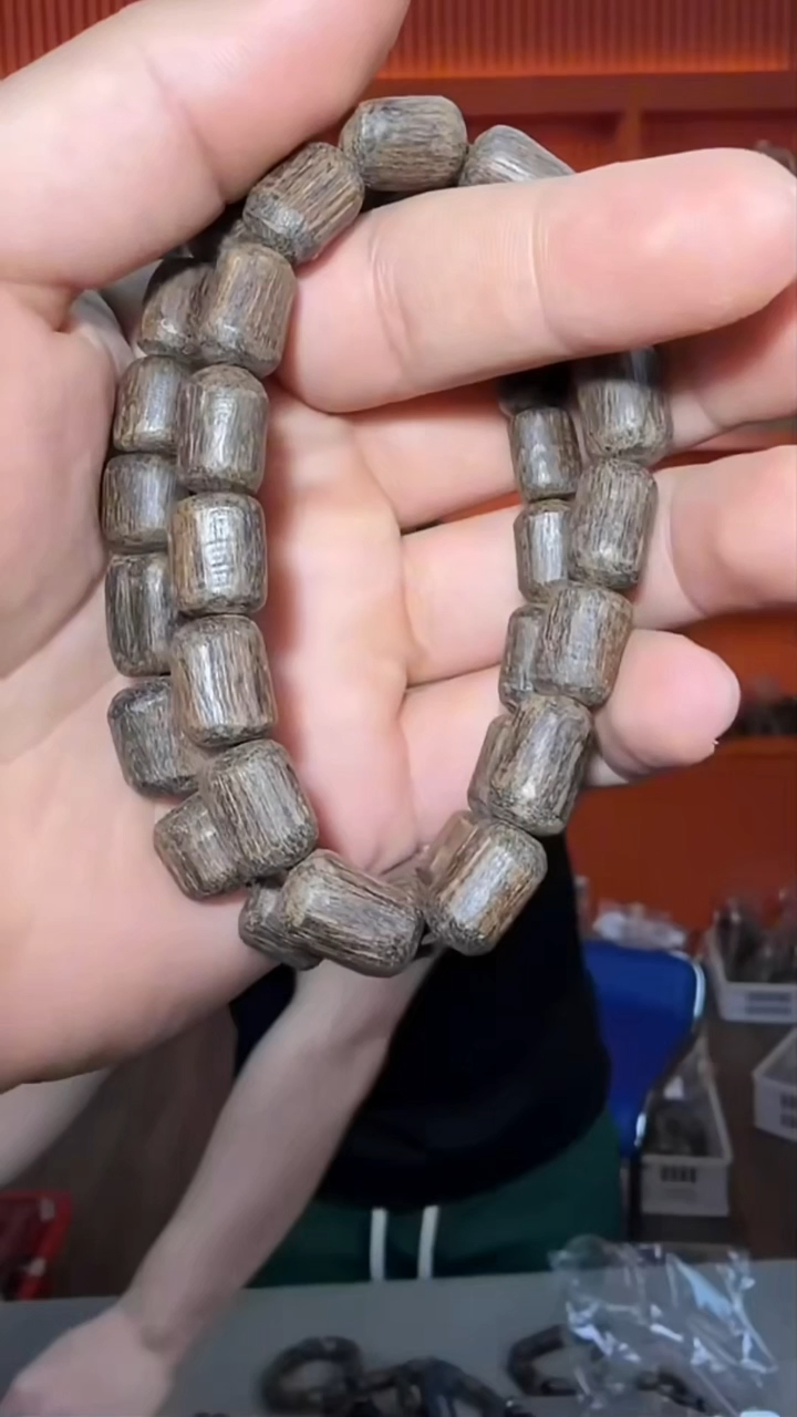 沉香手串a31号文莱多样性发一