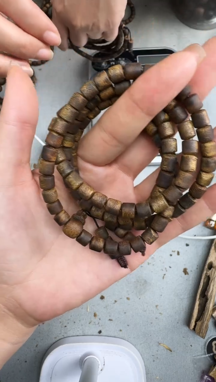 沉香手串0621红骨凹身桶珠多圈多样性发一