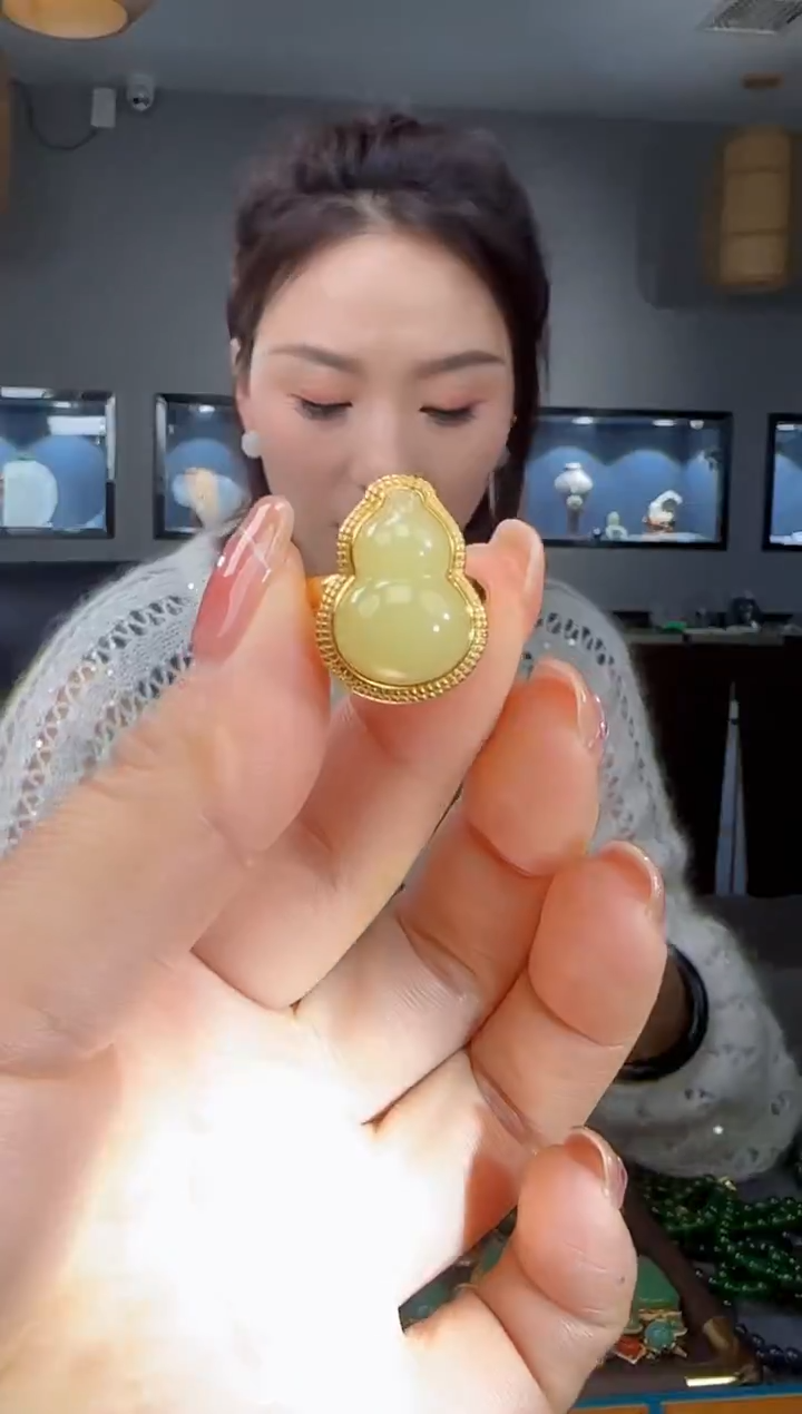 银S925镶嵌戒指和田玉1