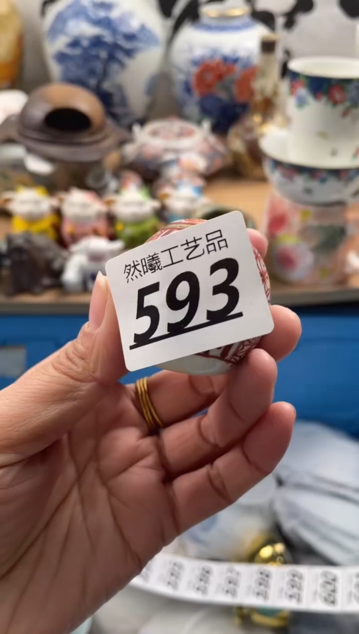 【闪购商品】瓷片593然曦海外工艺品。。。