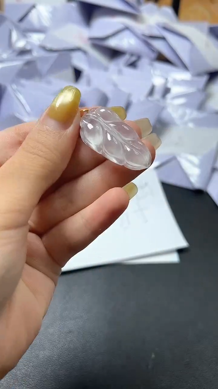 翡翠未镶嵌颈饰时尚精品 一物一拍