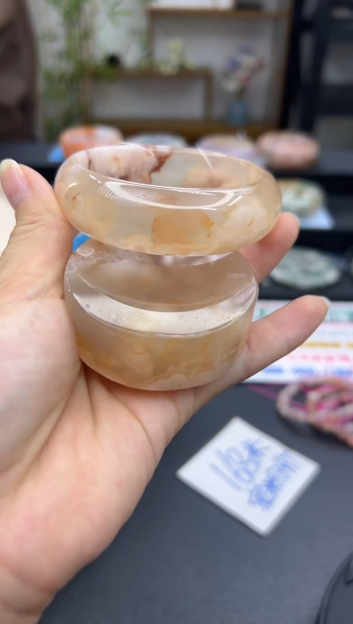 【闪购商品】石英质玉手镯未镶嵌A91(58圈赠送镯心)