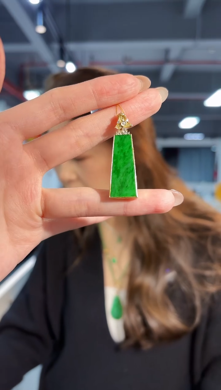 【闪购商品】翡翠颈饰未镶嵌缅料A货/支持复检/一件